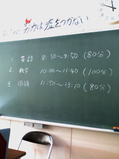 ��T